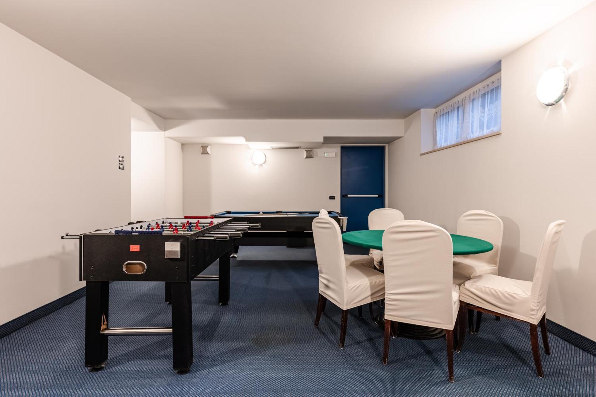 Hotel Garni Meledrio Dimaro Extérieur photo